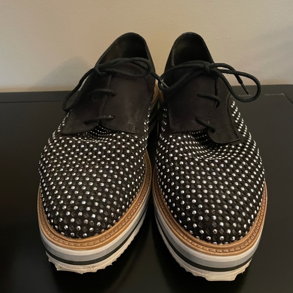 Super cute studded suede loafers - Picture 2 of 5